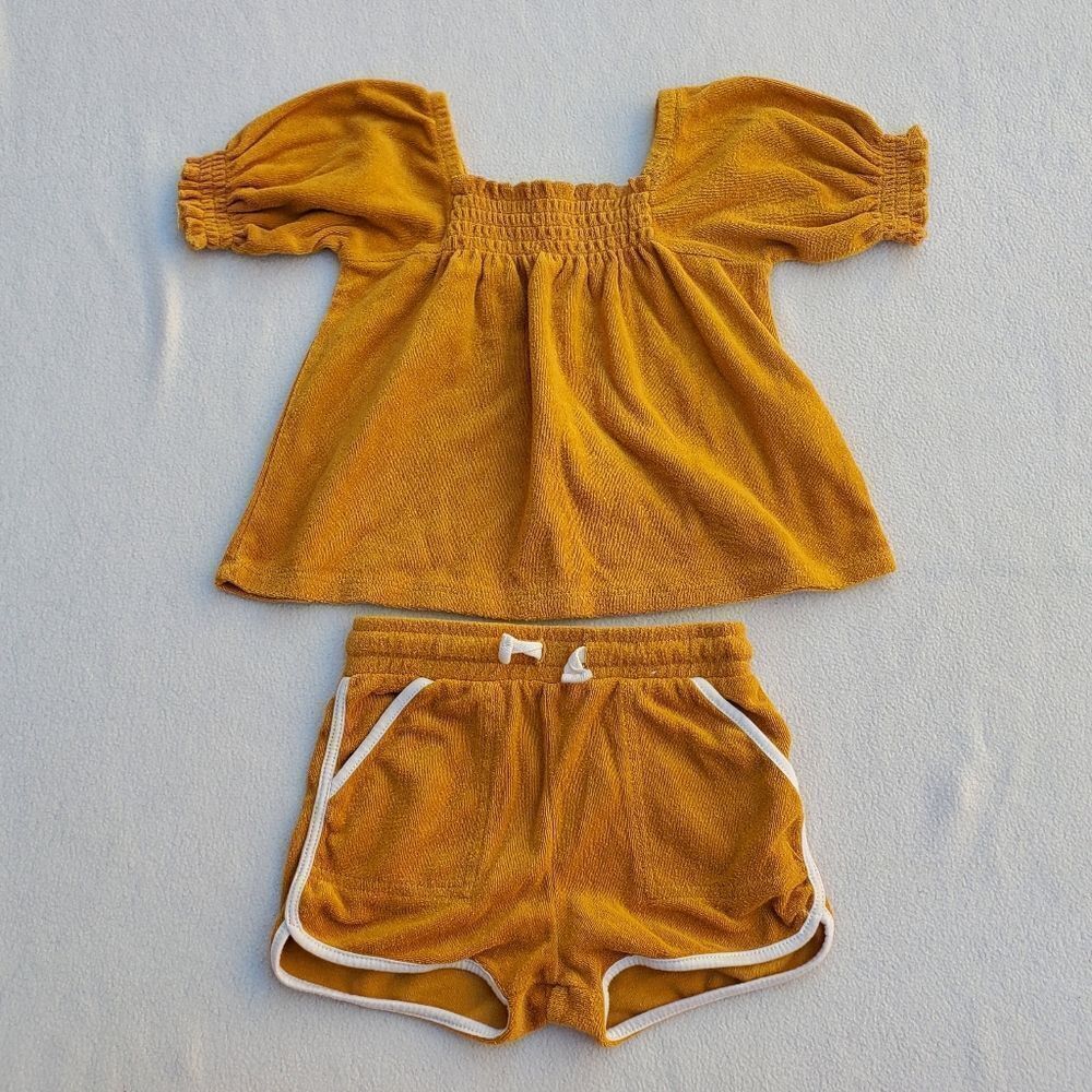 Cotton On Yellow Short Sleeve Top and Shorts Size 4/5